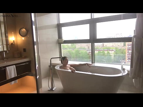❤️ Terura bebo Pasie ŝerĉas sian kuzon en la banĉambro Anala porno ĉe porno eo.pornmega.ru